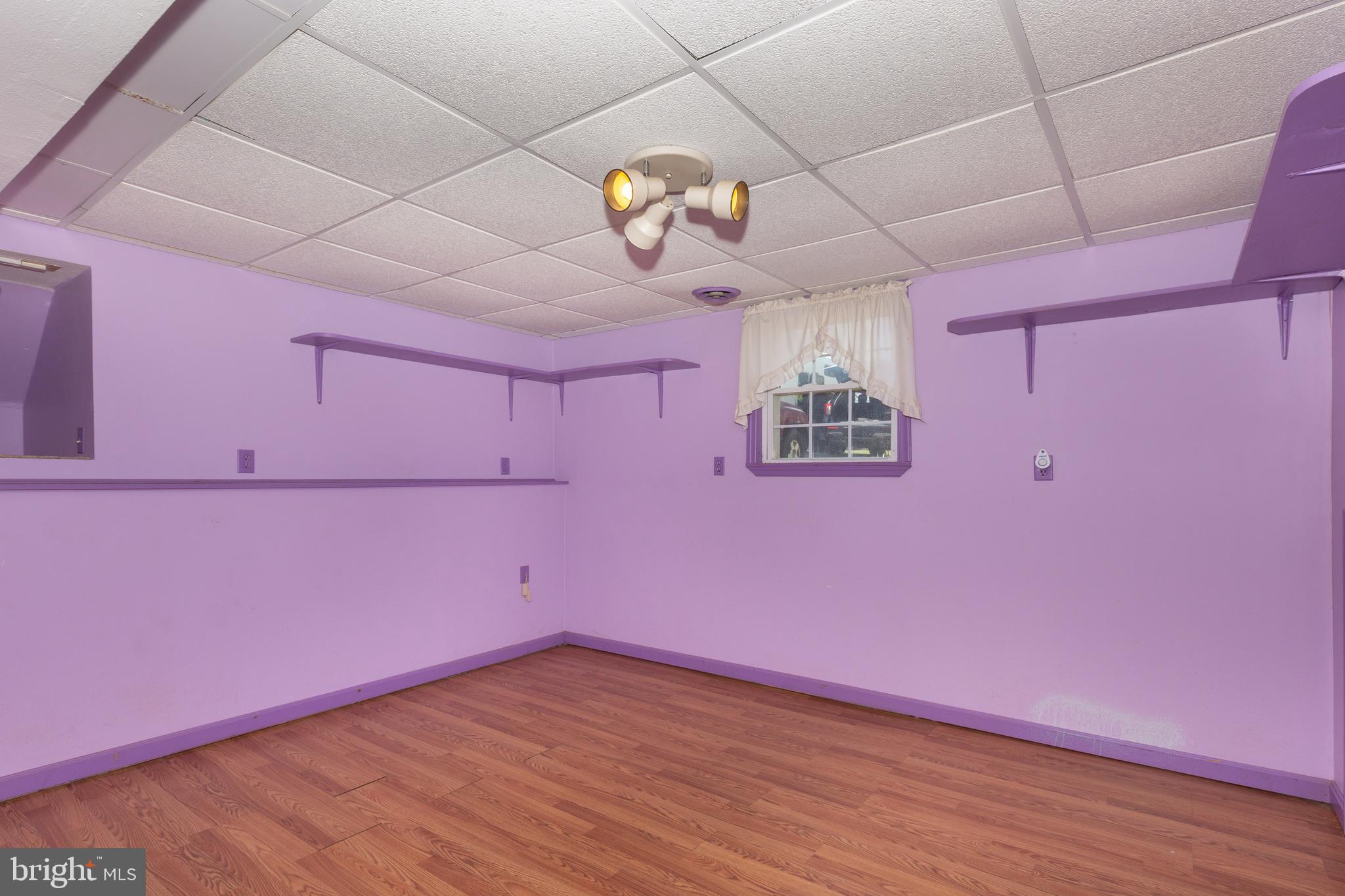 HAMPSTEAD - Residential