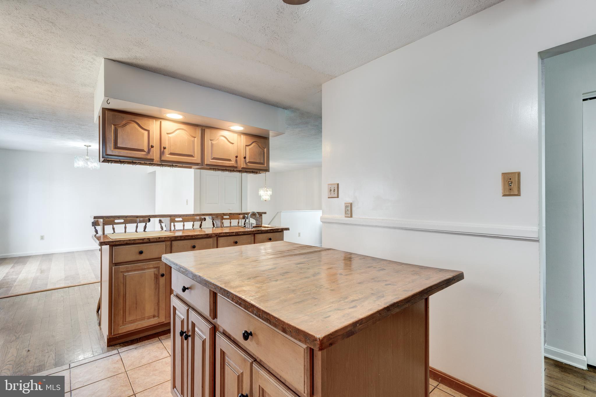 HAMPSTEAD - Residential