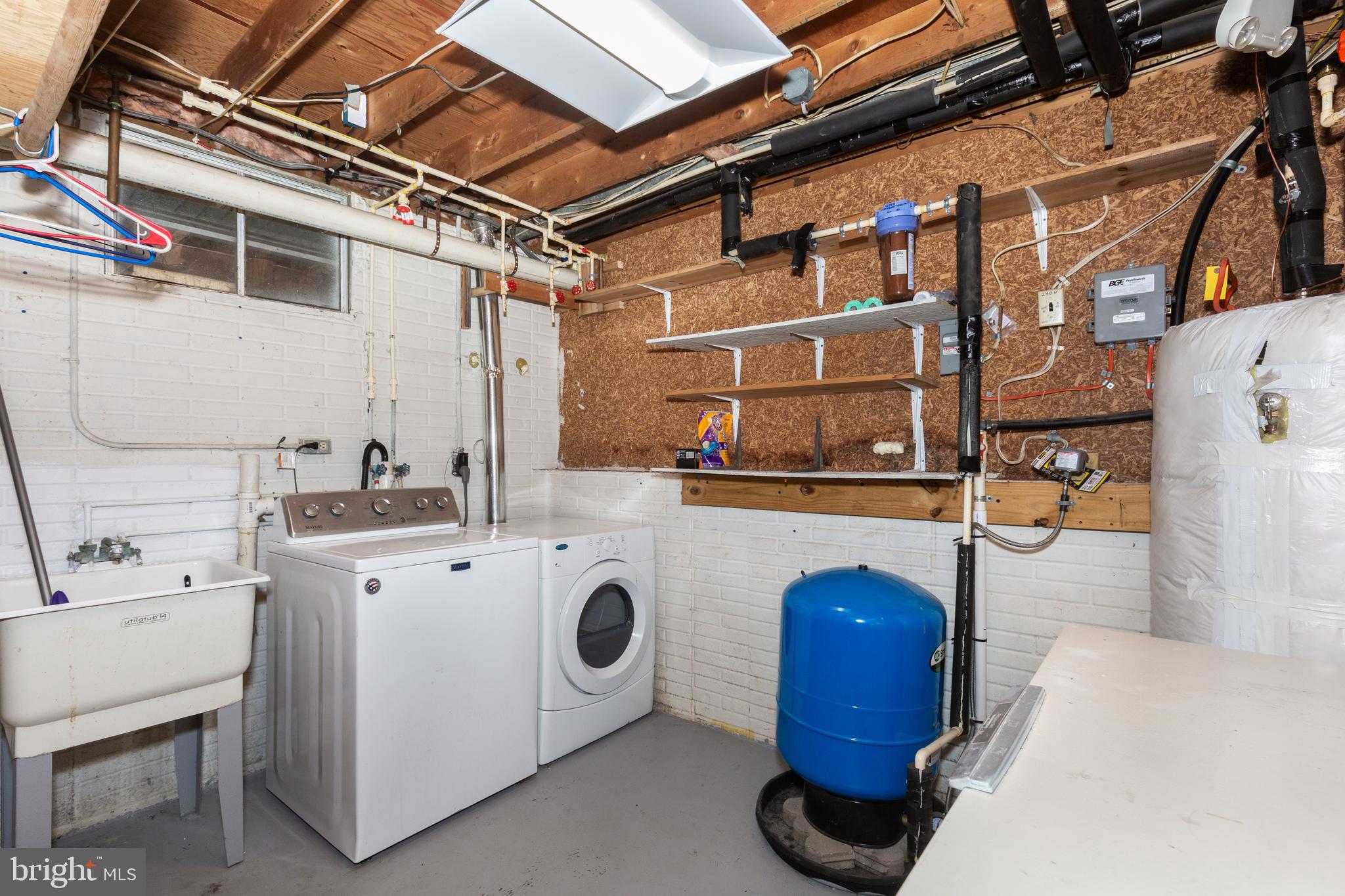 HAMPSTEAD - Residential