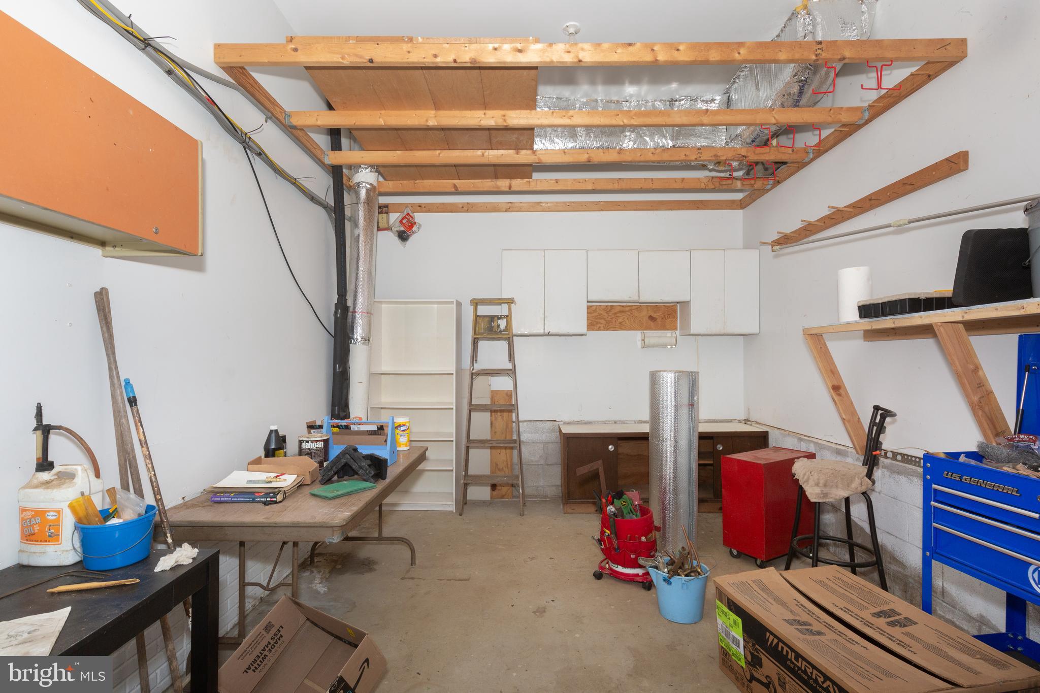 HAMPSTEAD - Residential