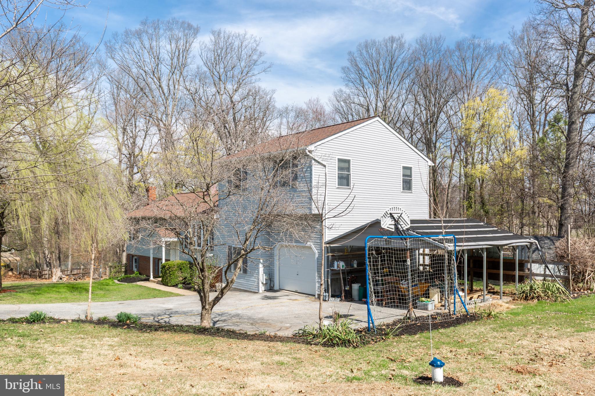 HAMPSTEAD - Residential