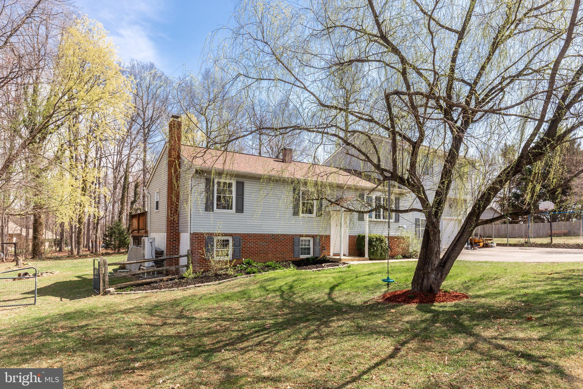 HAMPSTEAD - Residential