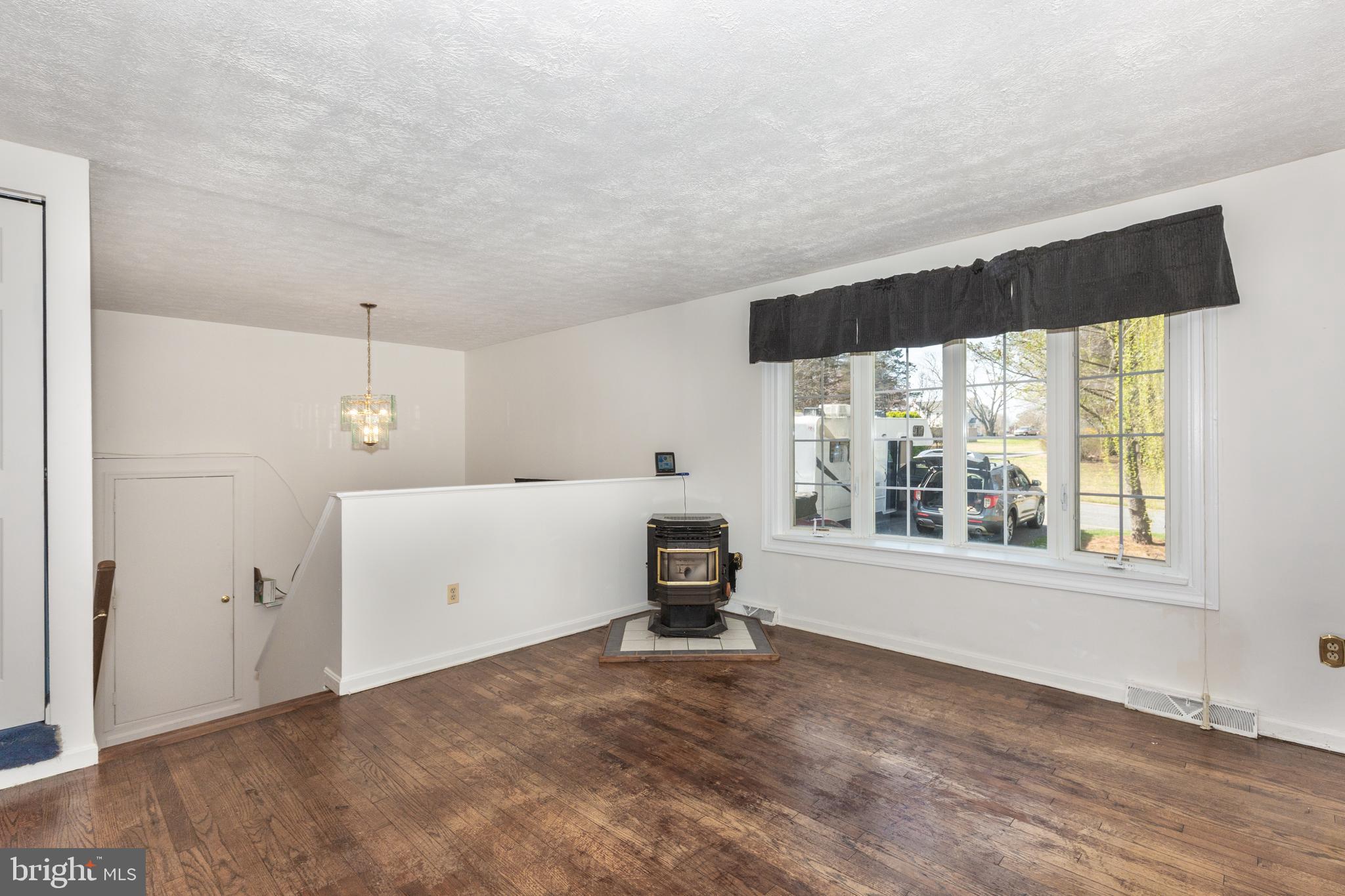 HAMPSTEAD - Residential