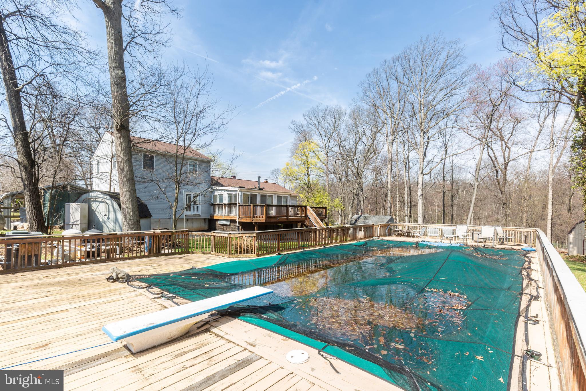 HAMPSTEAD - Residential