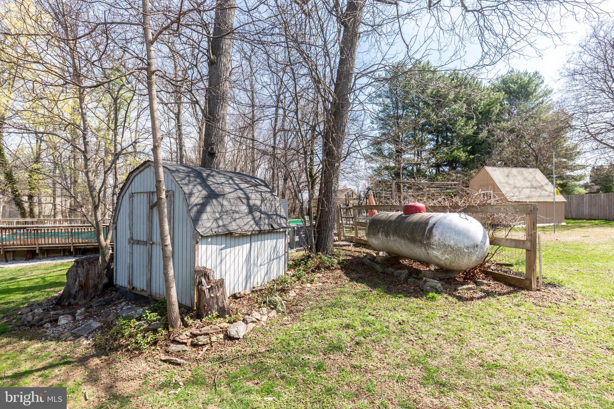 HAMPSTEAD - Residential