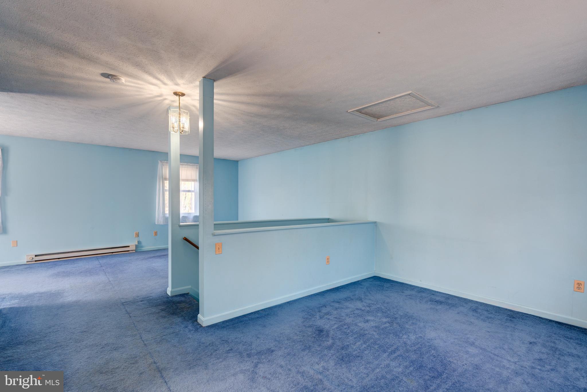 HAMPSTEAD - Residential