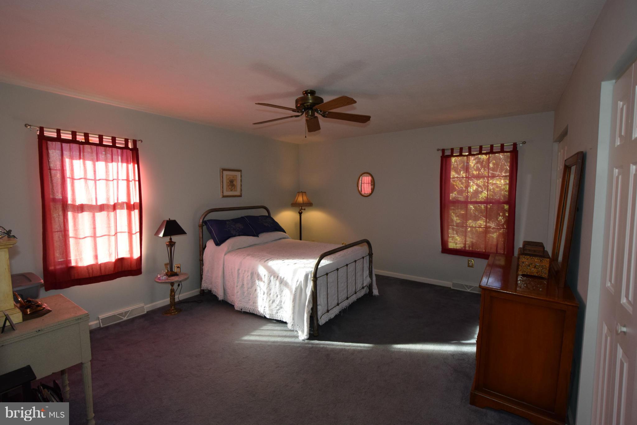 NORTH FORK FARMS - Residential