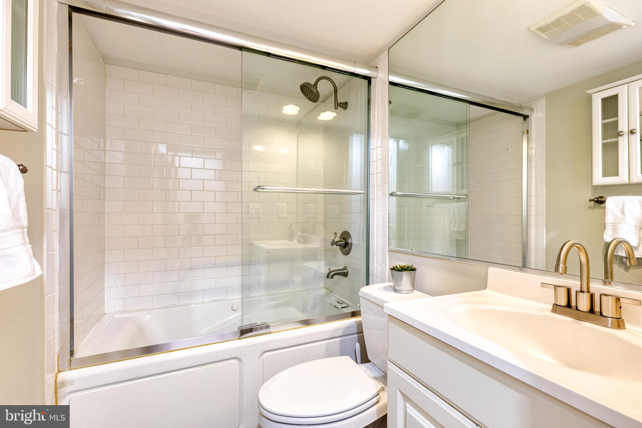 CANTON - Residential Lease