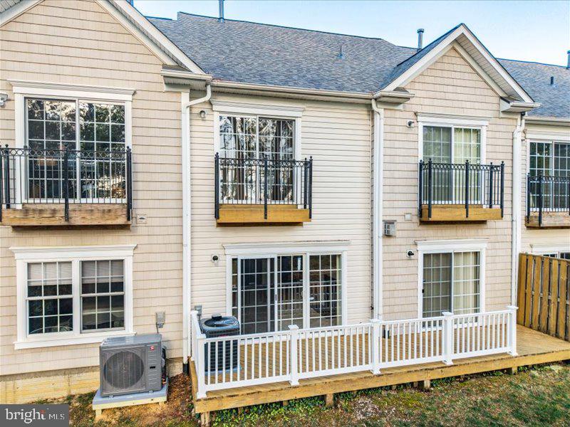 WINDWARD HARBOUR AT SOLOMONS - Residential