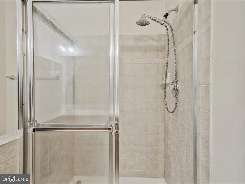 WINDWARD HARBOUR AT SOLOMONS - Residential