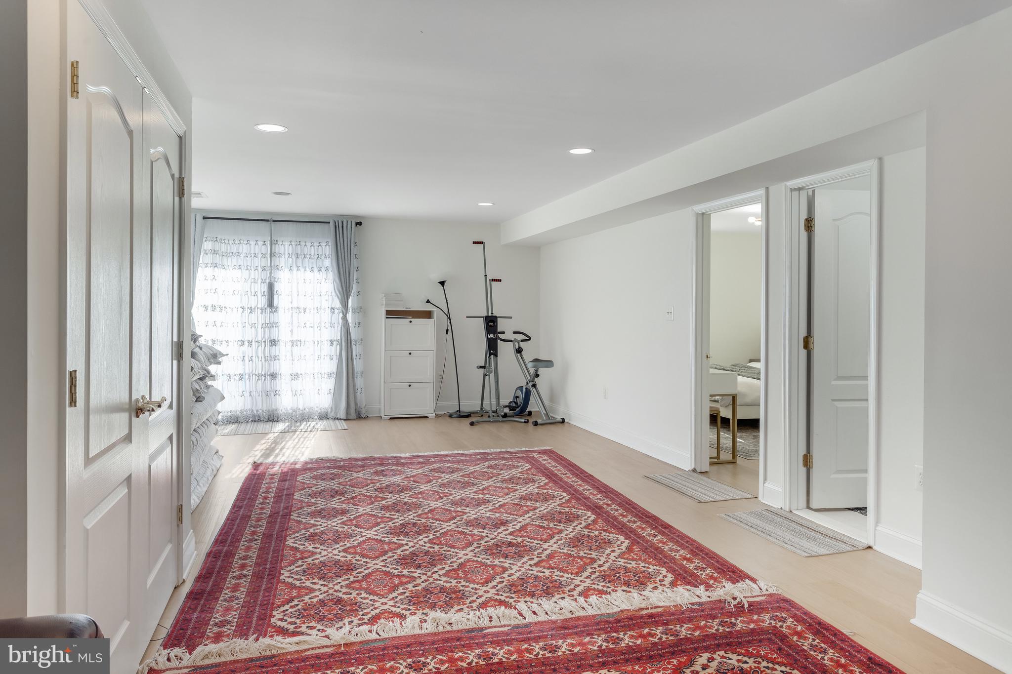 SPYGLASS HILL - Residential