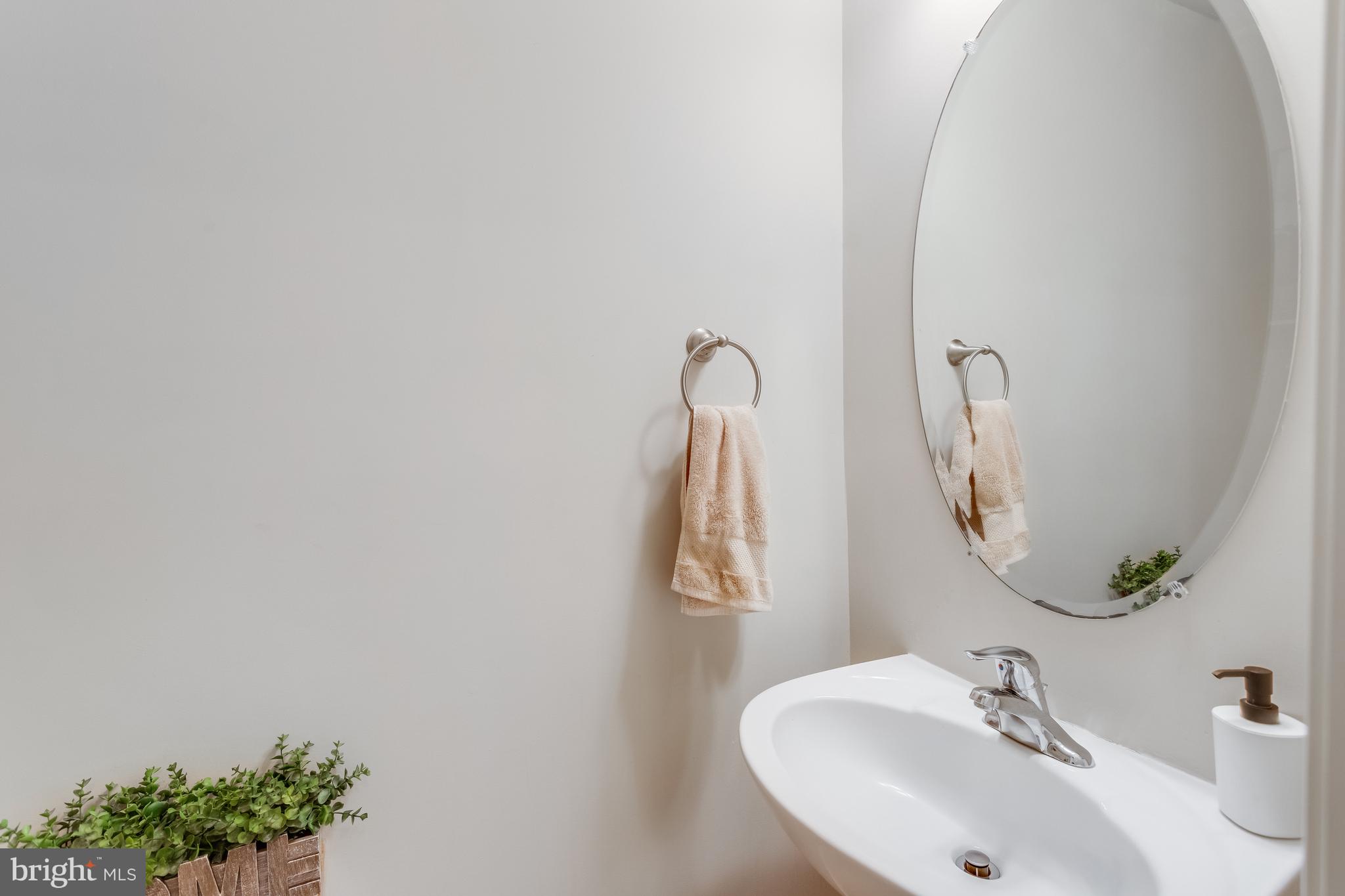 SPYGLASS HILL - Residential