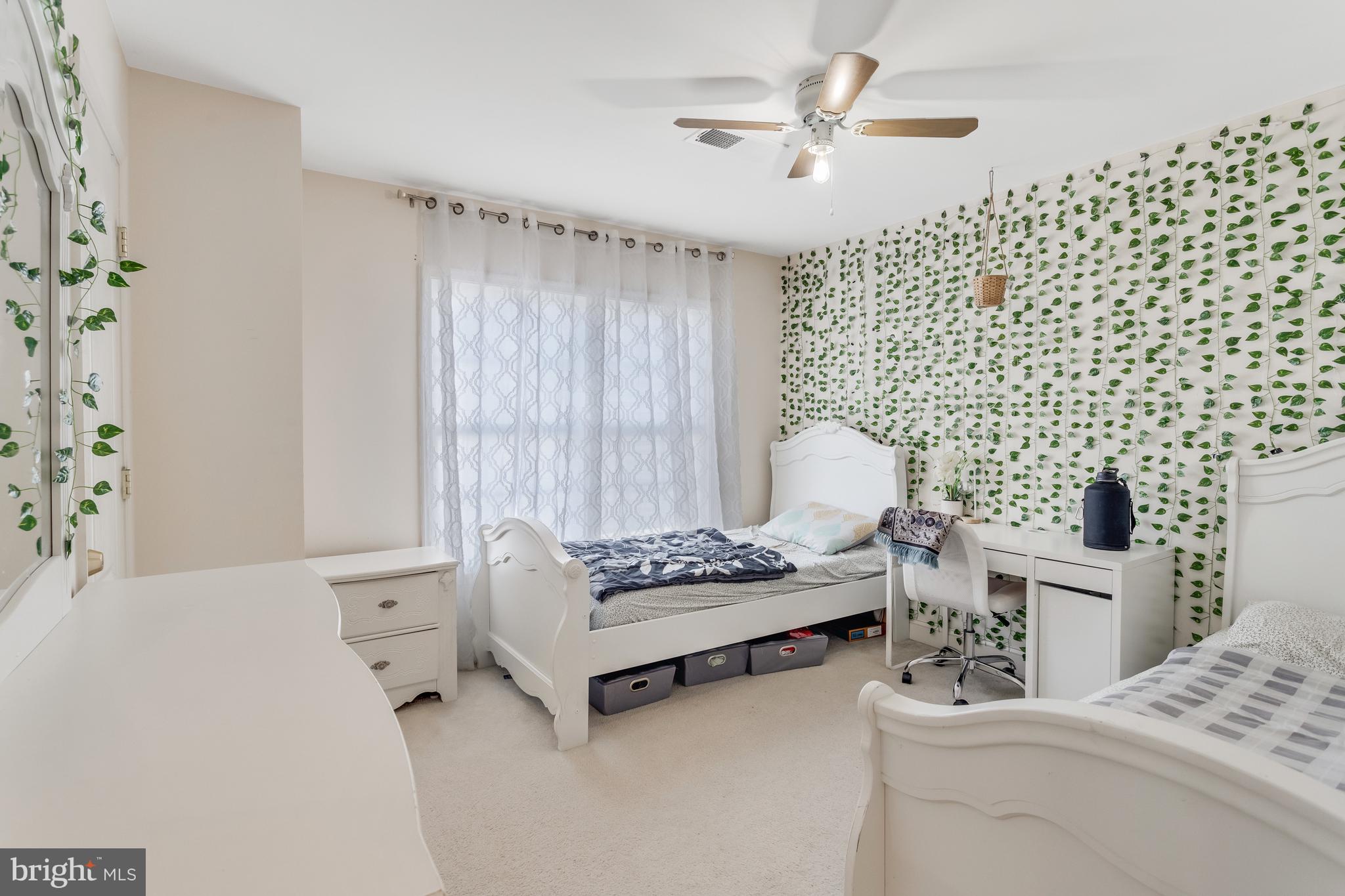 SPYGLASS HILL - Residential