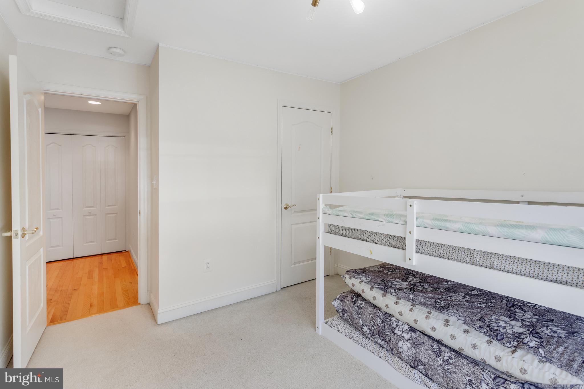 SPYGLASS HILL - Residential