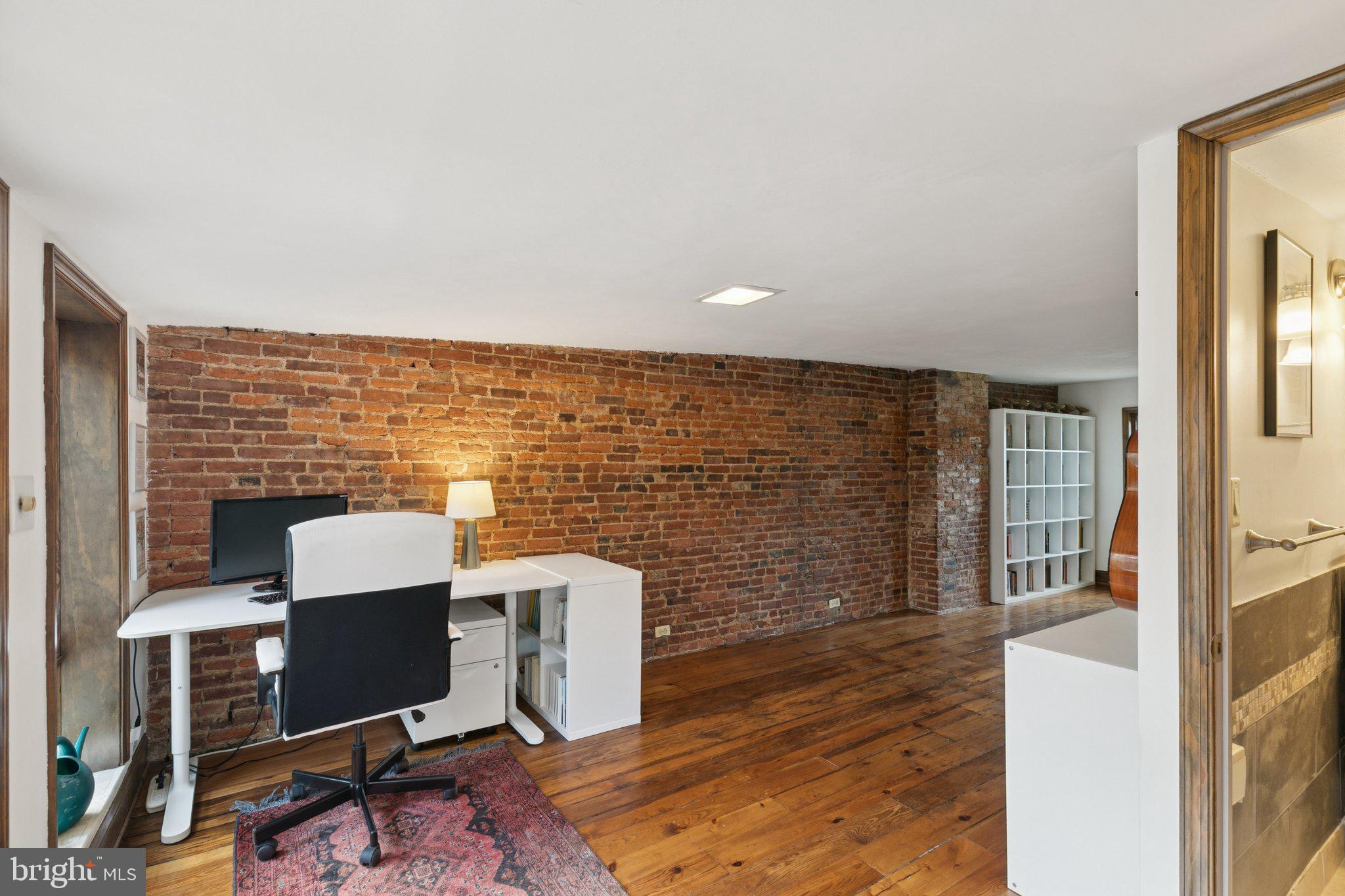 SPRING GARDEN - Residential