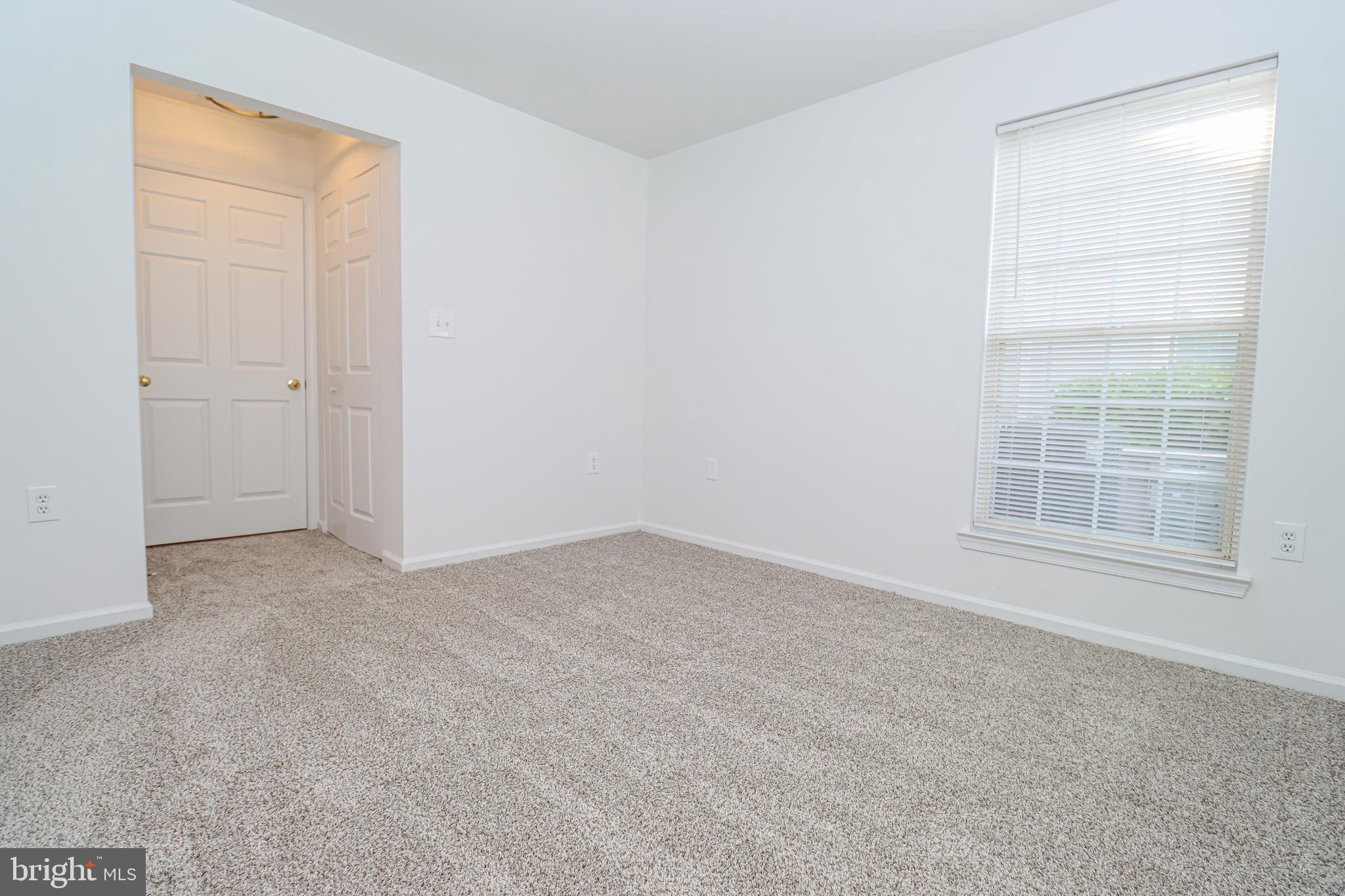 SILVERBROOK FARMS - Residential