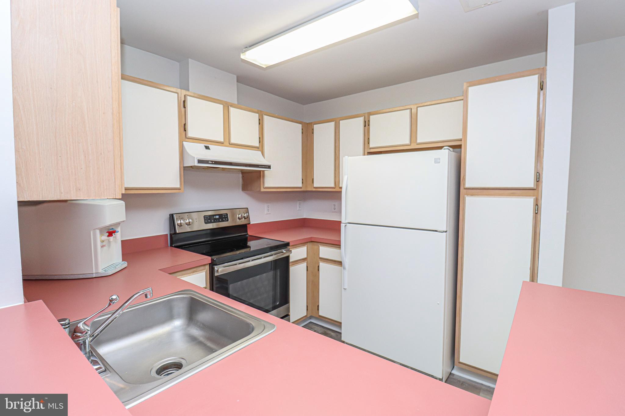 SILVERBROOK FARMS - Residential