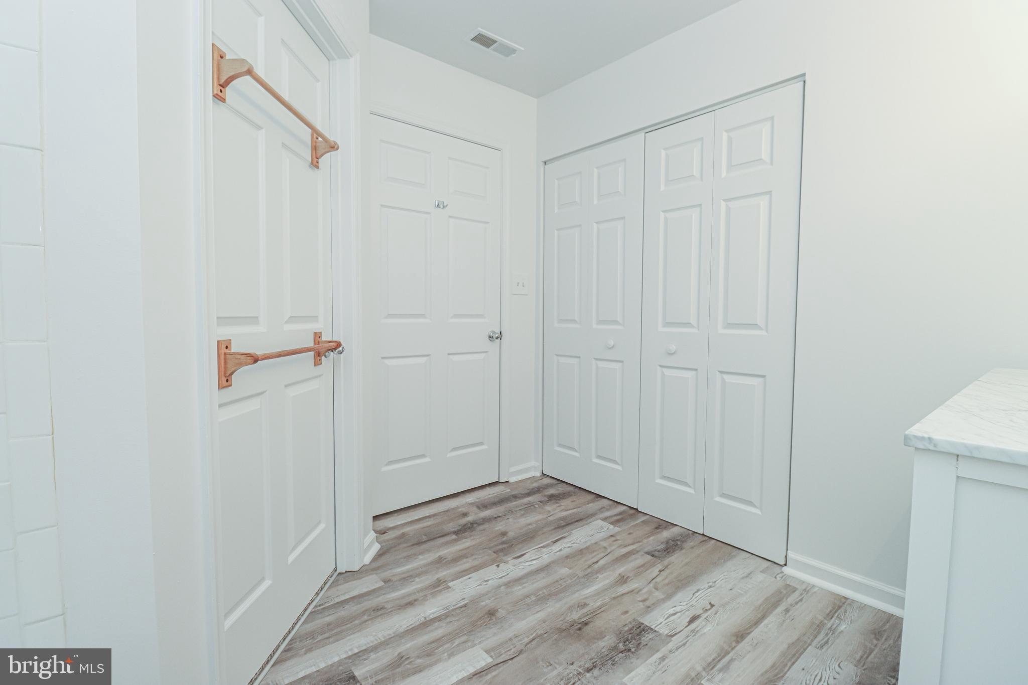 SILVERBROOK FARMS - Residential