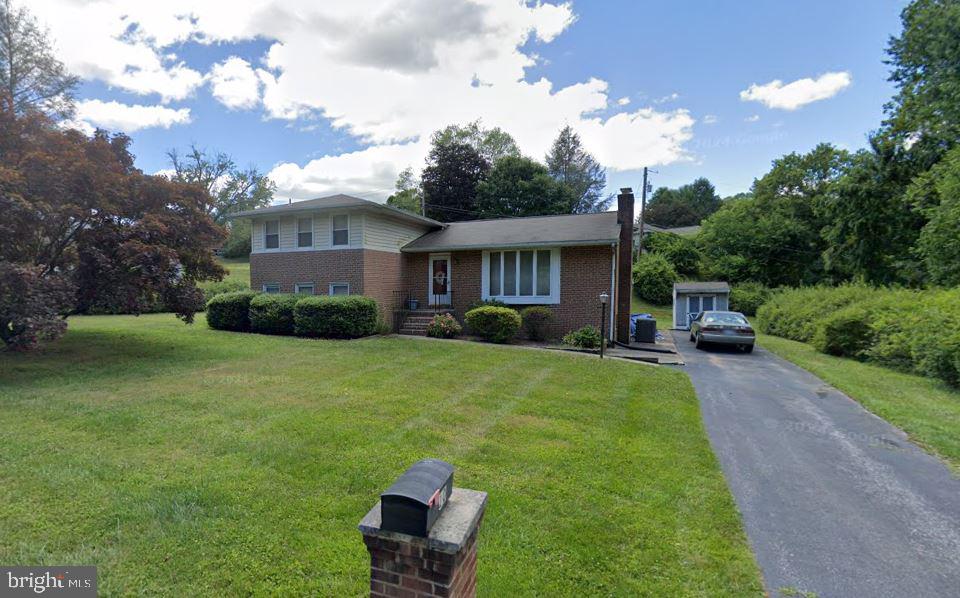 SUNNYBROOK - Residential