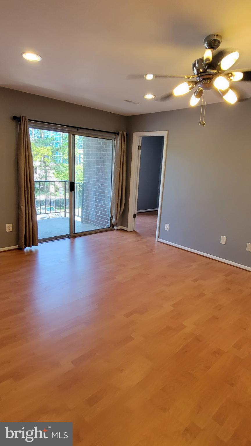 STRATHMEADE SPRINGS - Residential