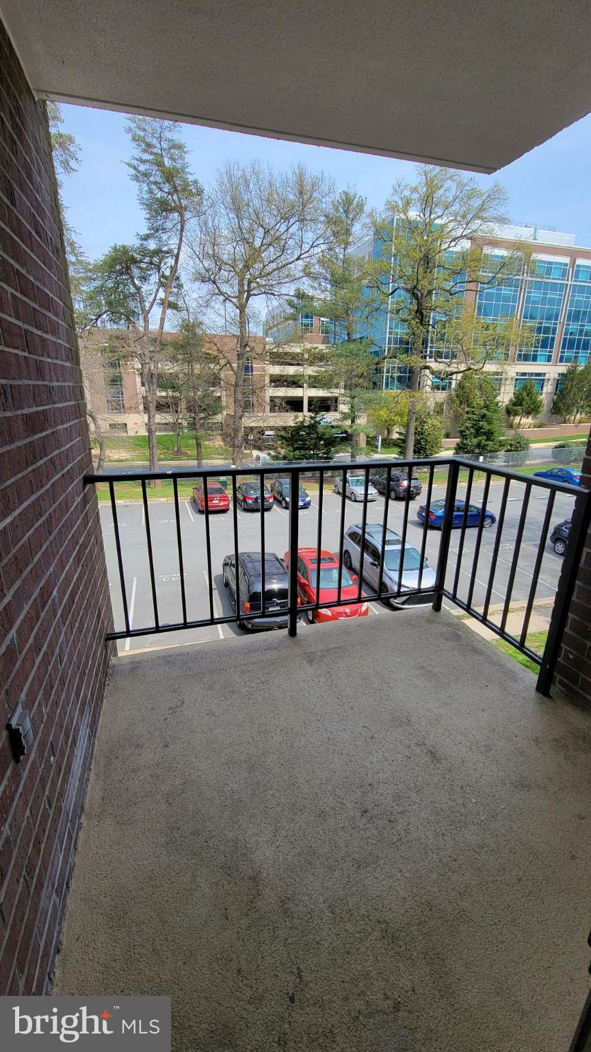 STRATHMEADE SPRINGS - Residential