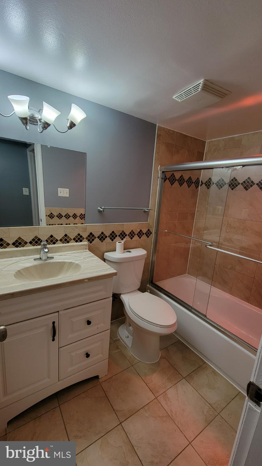 STRATHMEADE SPRINGS - Residential