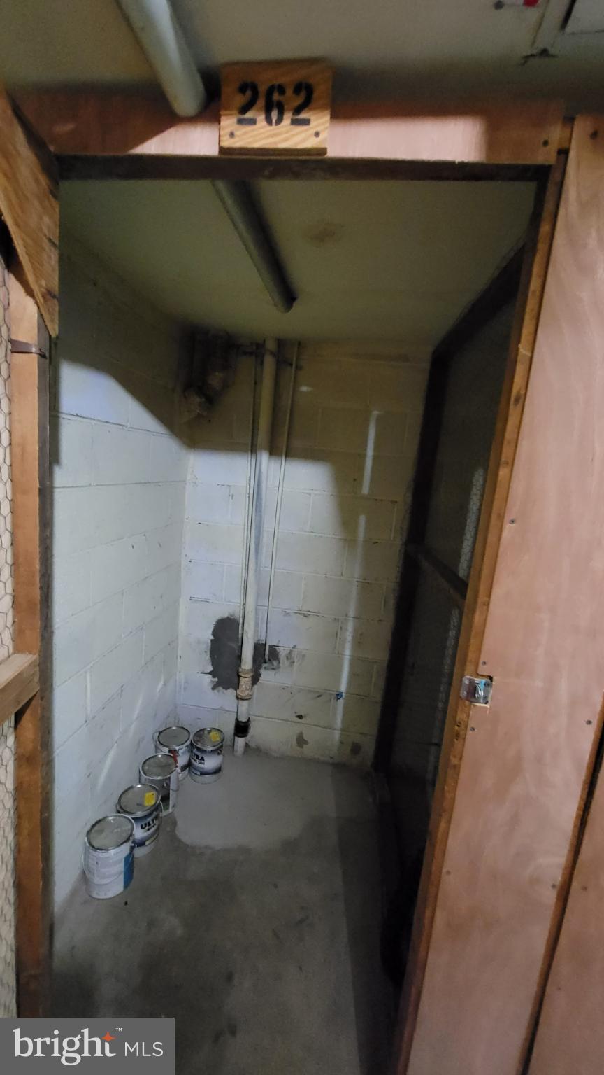 STRATHMEADE SPRINGS - Residential