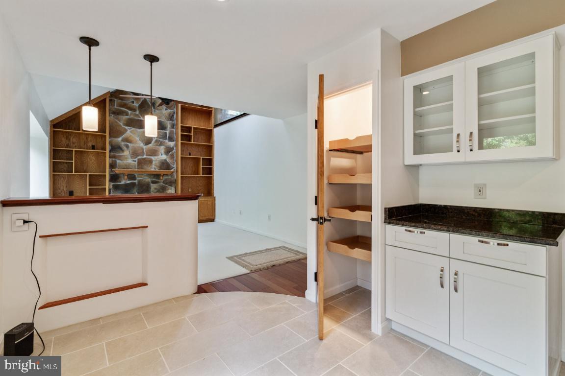 LAKE RIDGE - SPRINGWOODS - Residential