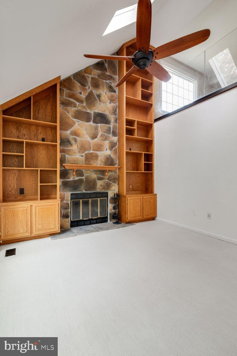 LAKE RIDGE - SPRINGWOODS - Residential