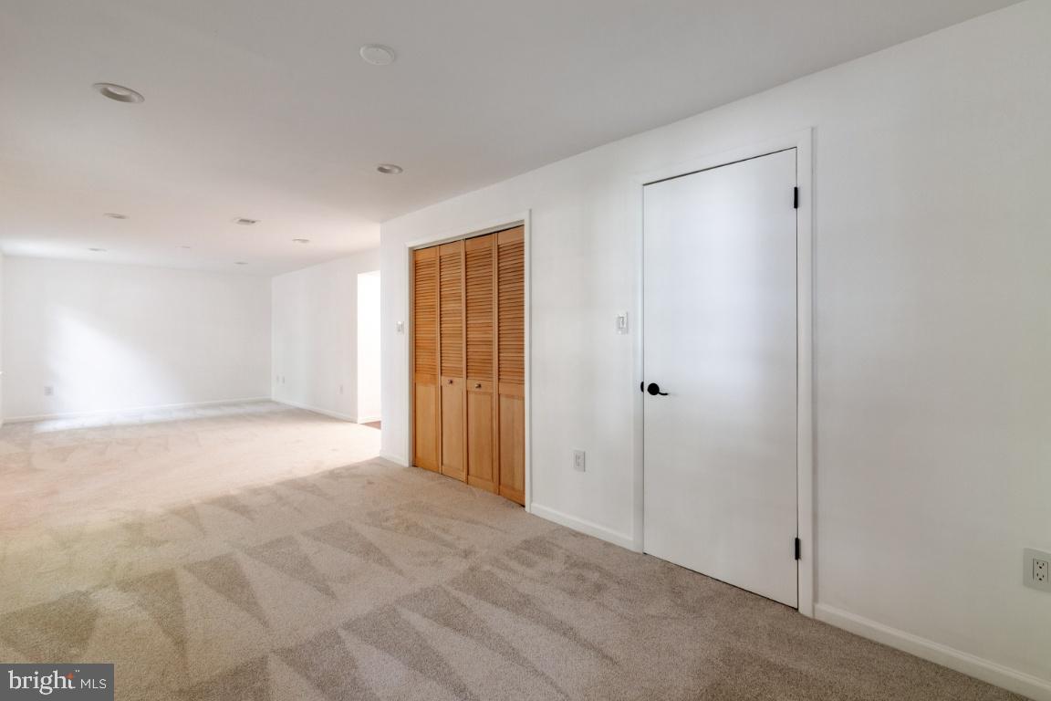 LAKE RIDGE - SPRINGWOODS - Residential