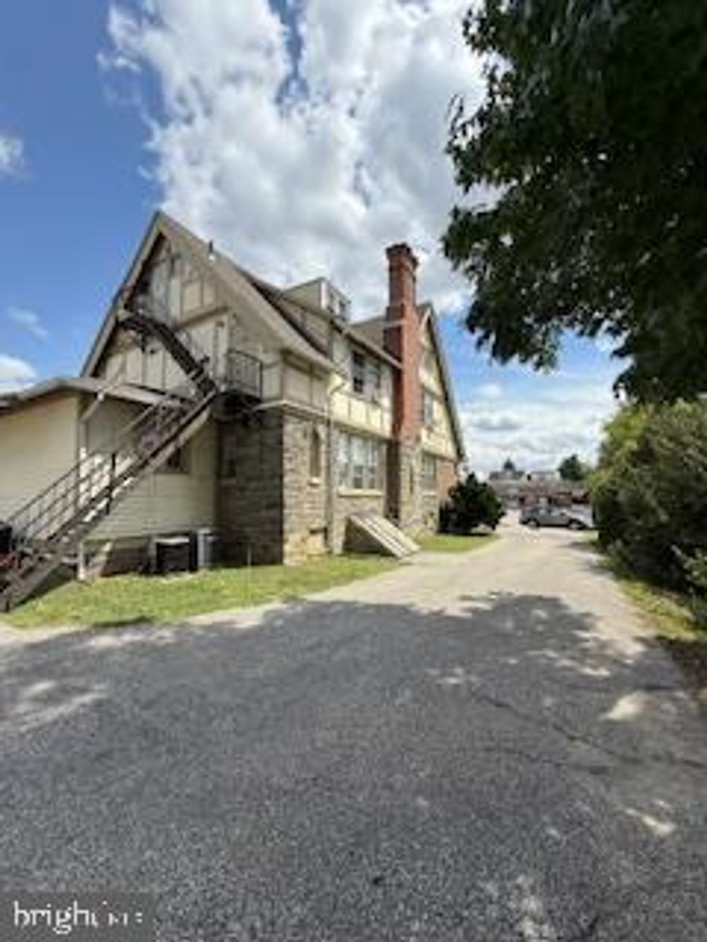 Photo of 154 W Eagle Road, HAVERTOWN, PA 19083 (MLS # PADE2103828)