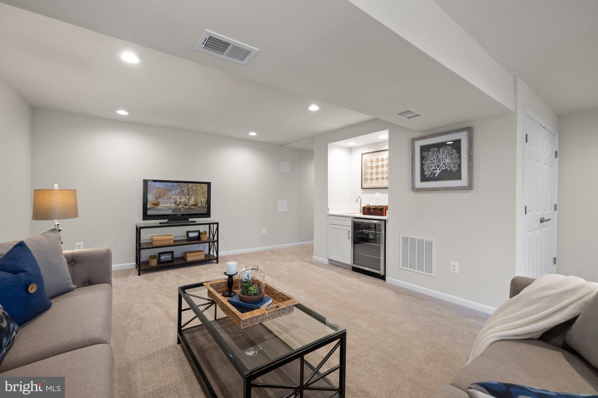 MANTUA - Residential