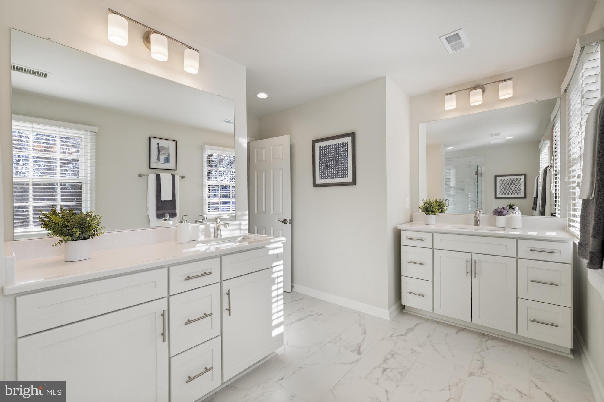 MANTUA - Residential