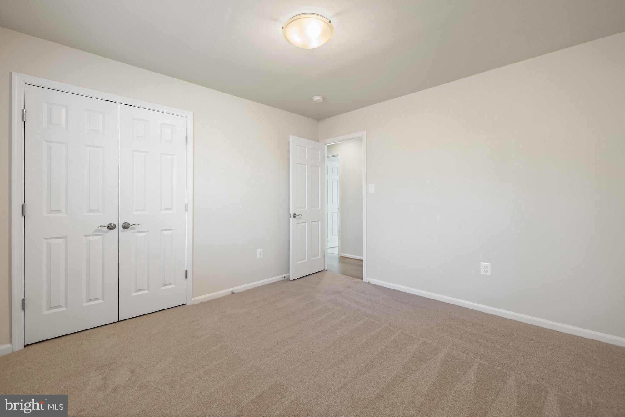 MANTUA - Residential