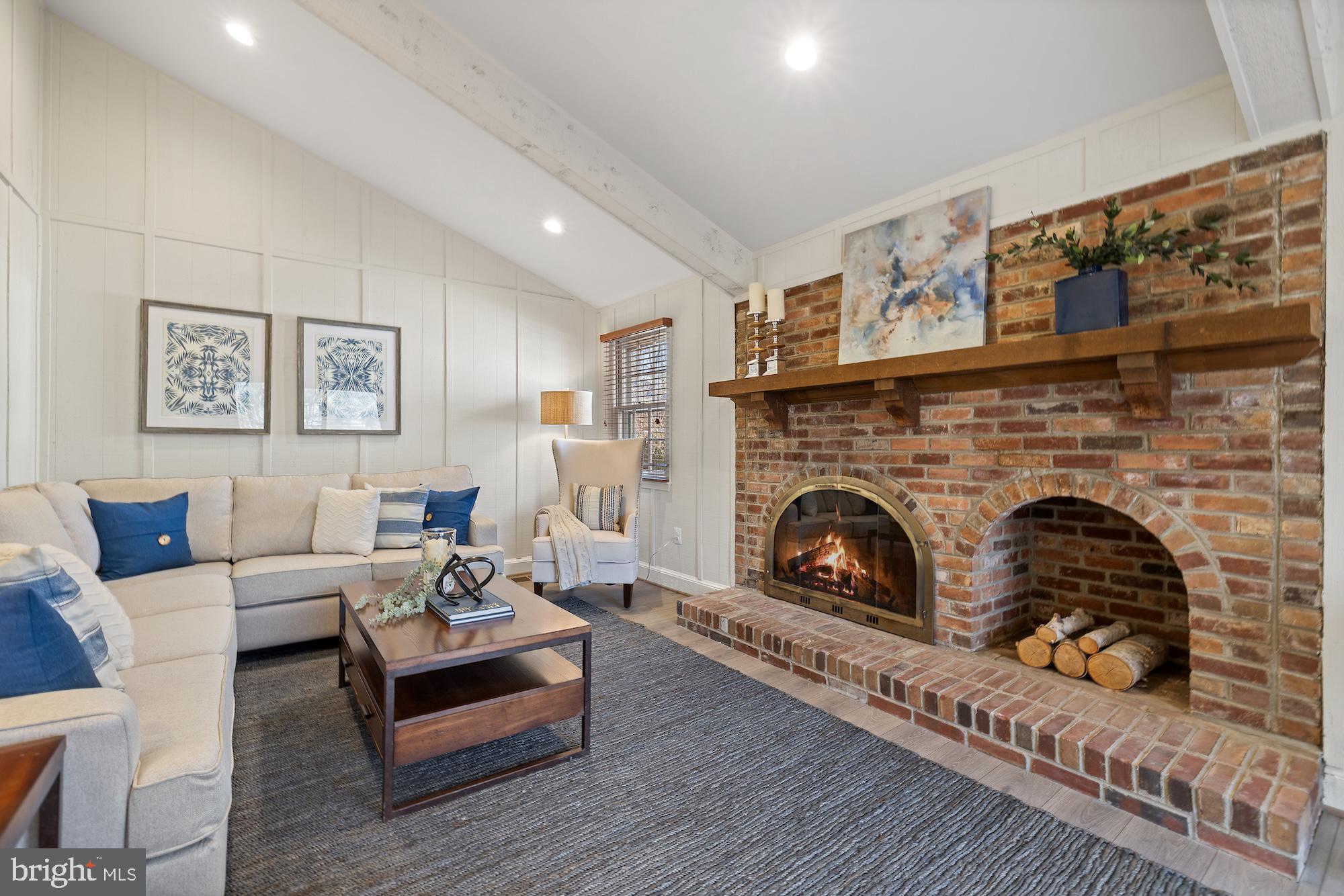 MANTUA - Residential