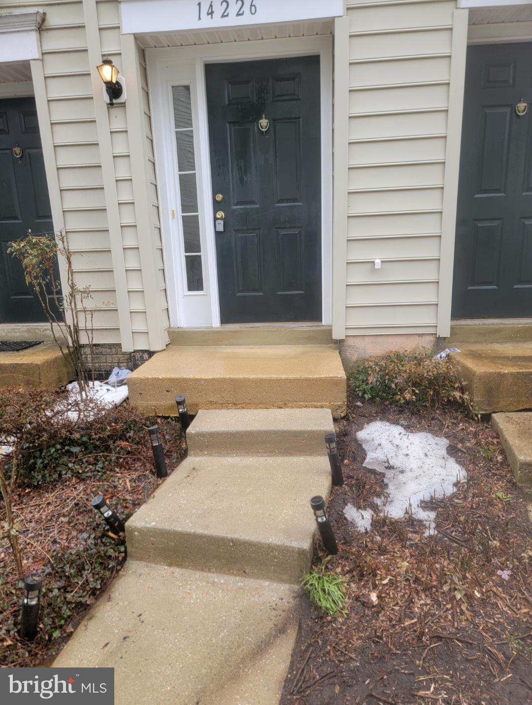 HAMPSHIRE HALL CONDO - Residential