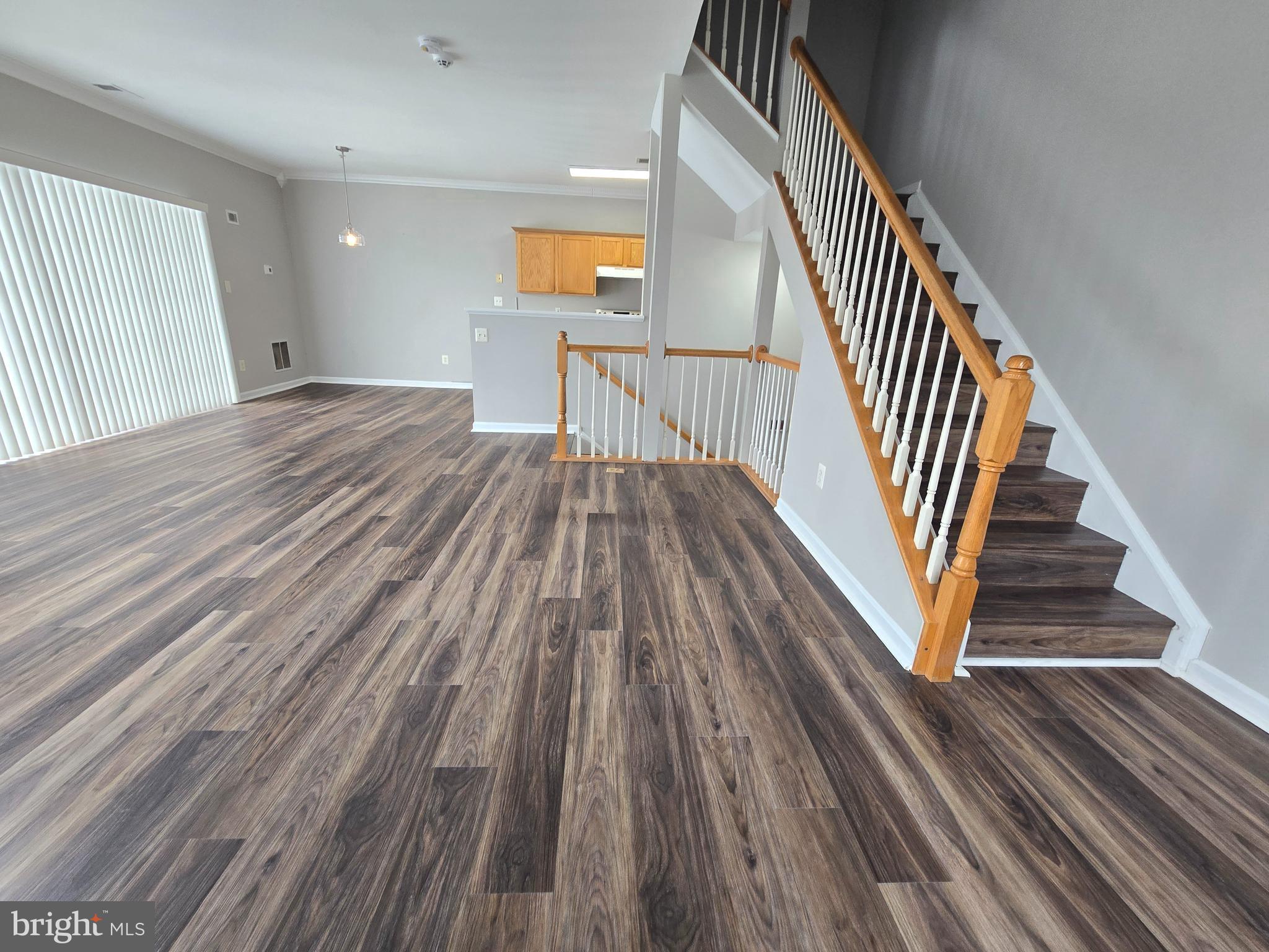 HAMPSHIRE HALL CONDO - Residential