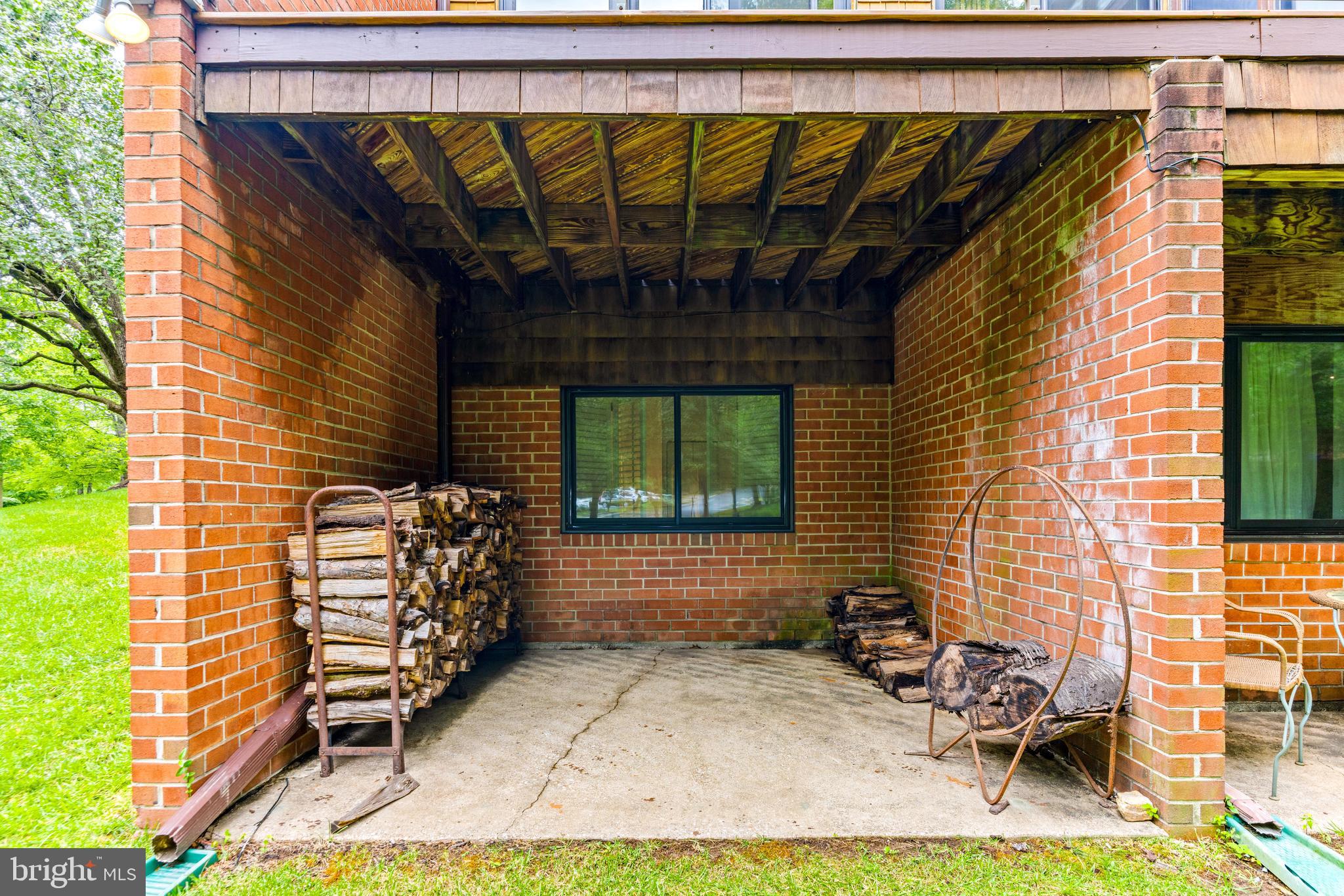 RUXTON CROSSING TOWNHSE - Residential