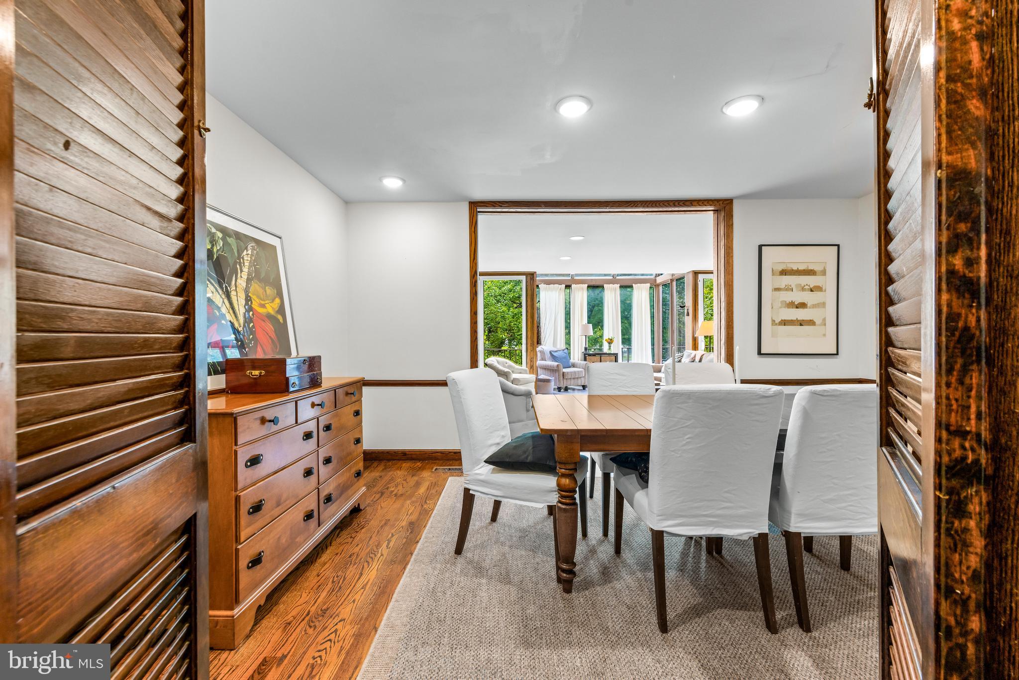 RUXTON CROSSING TOWNHSE - Residential