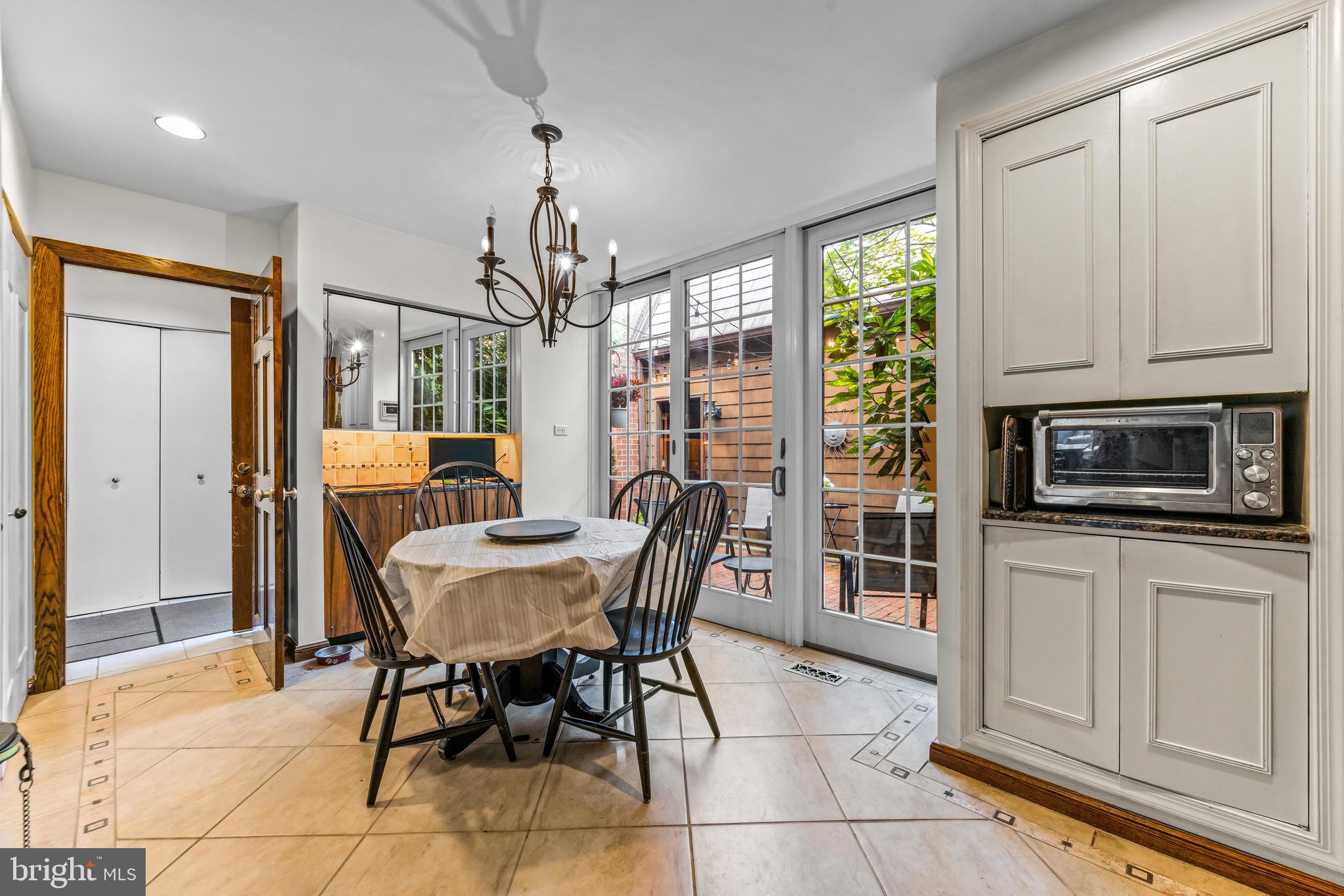 RUXTON CROSSING TOWNHSE - Residential