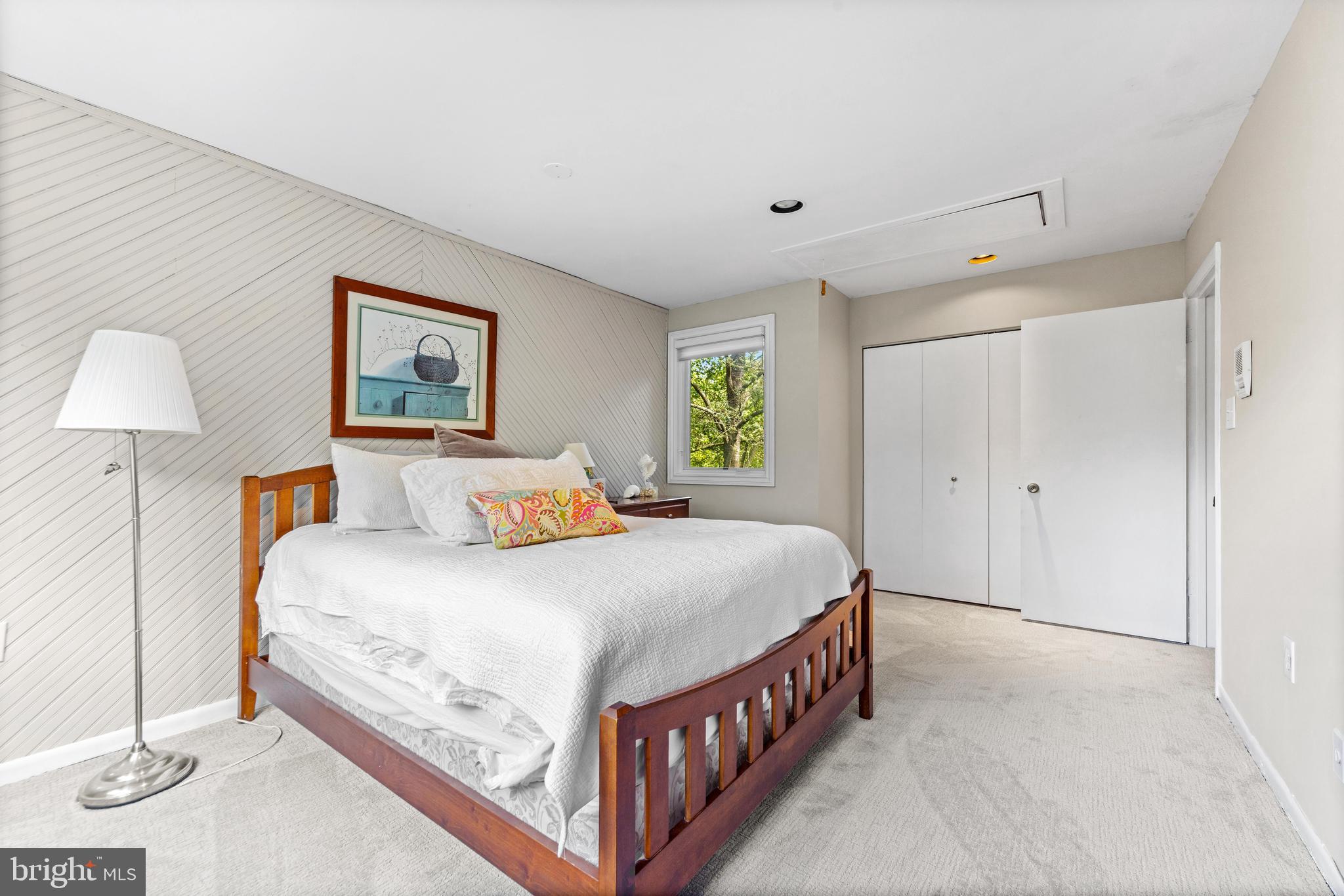 RUXTON CROSSING TOWNHSE - Residential