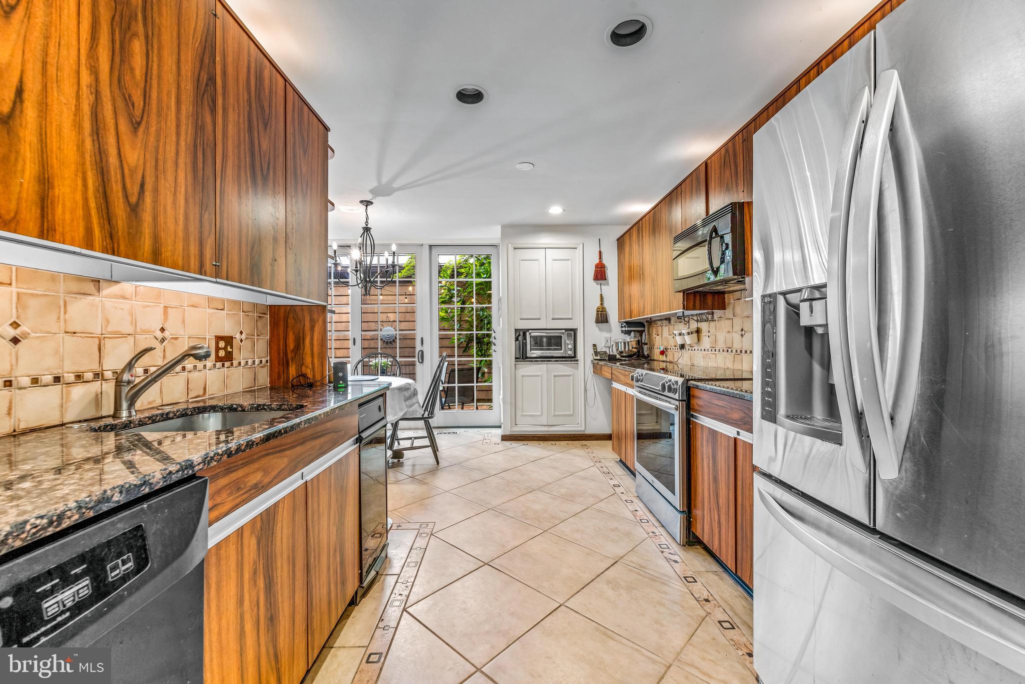 RUXTON CROSSING TOWNHSE - Residential