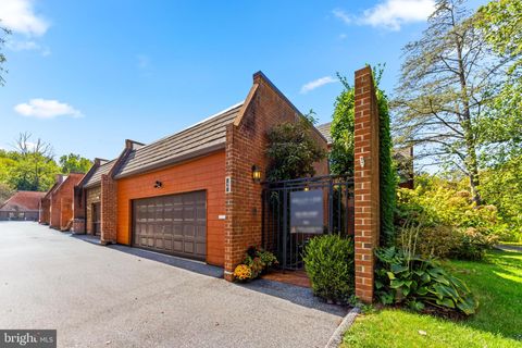 2 COLDWATER COURT TOWSON MD 21204
