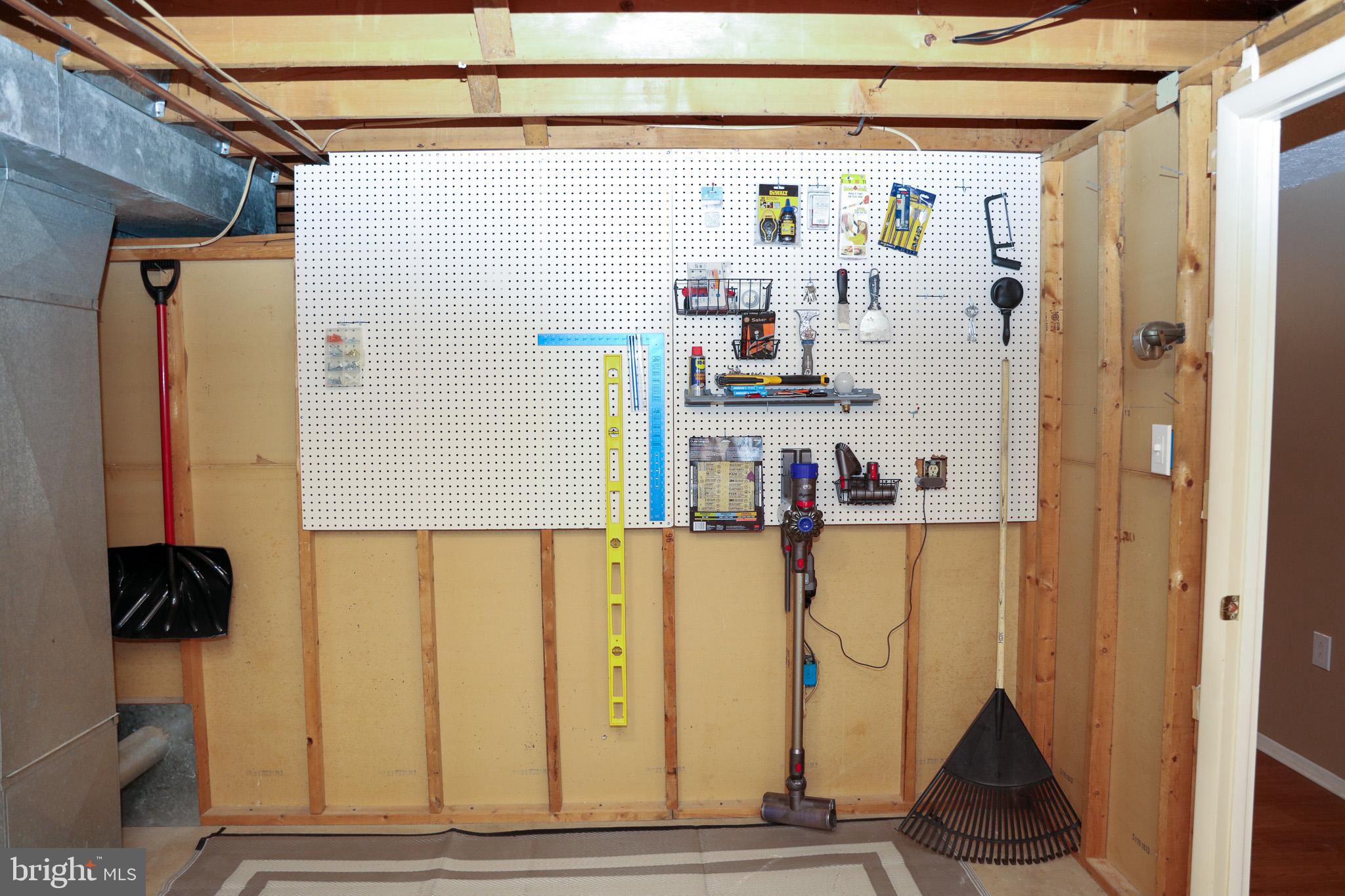 VILLAGE OAKS - Residential