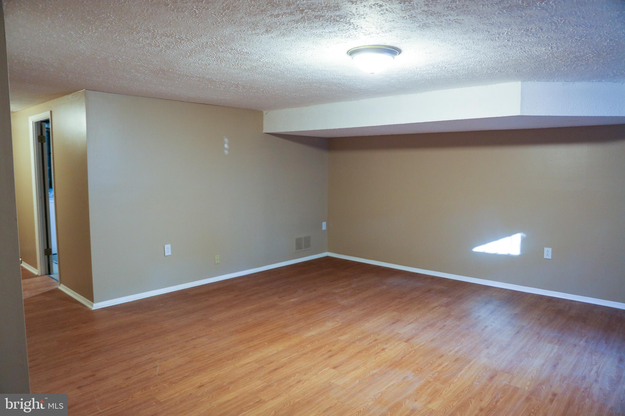 VILLAGE OAKS - Residential