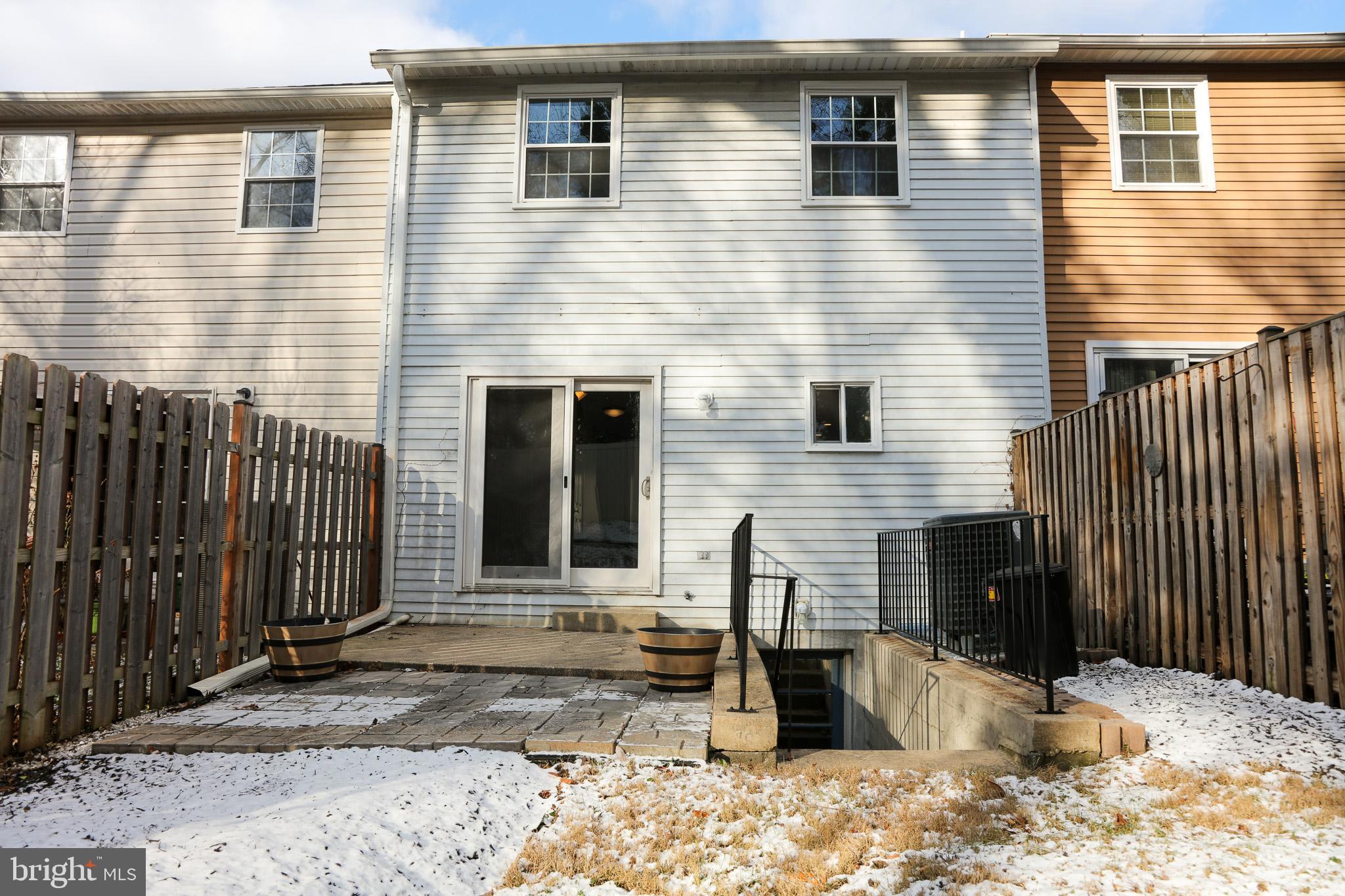 VILLAGE OAKS - Residential