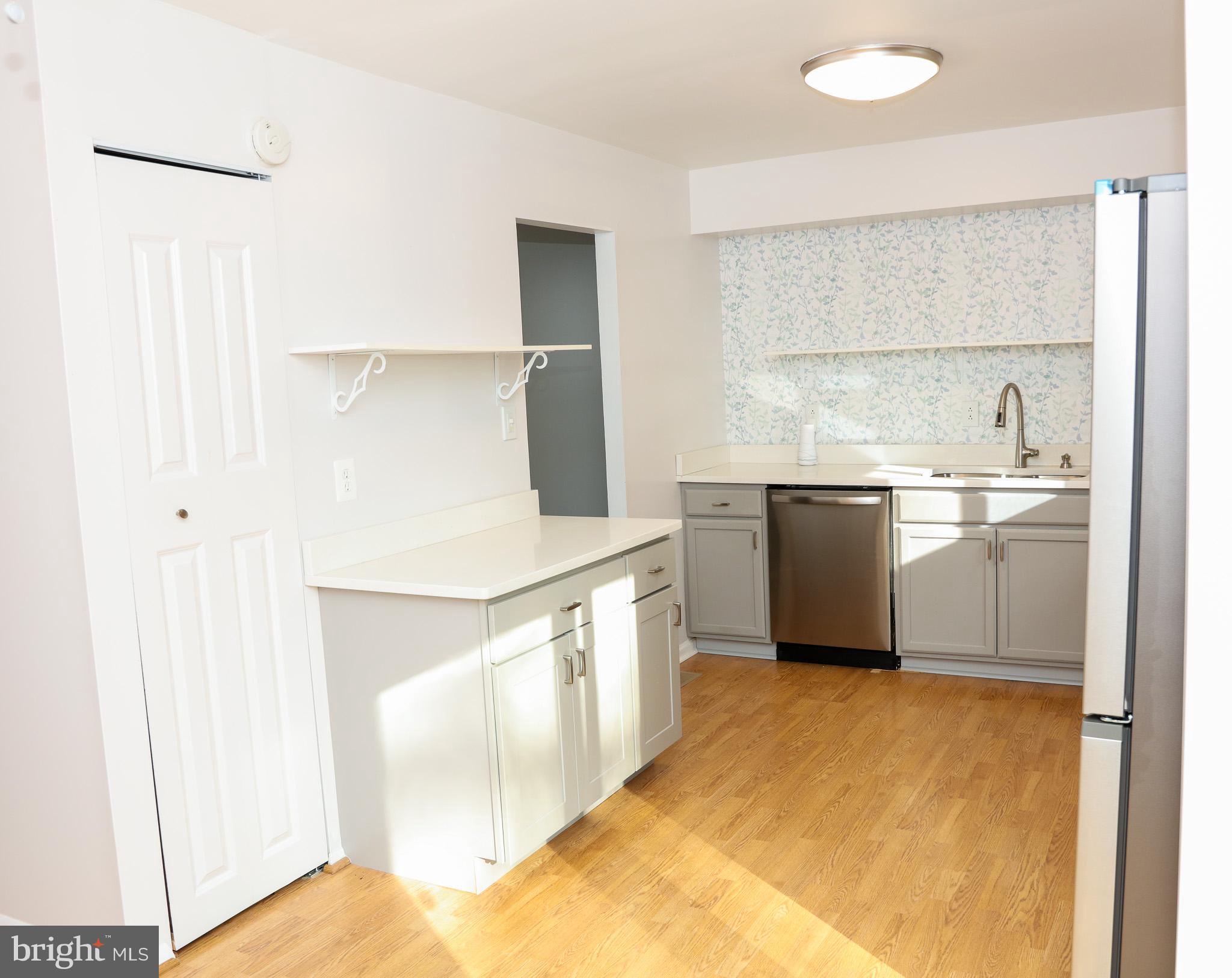 VILLAGE OAKS - Residential