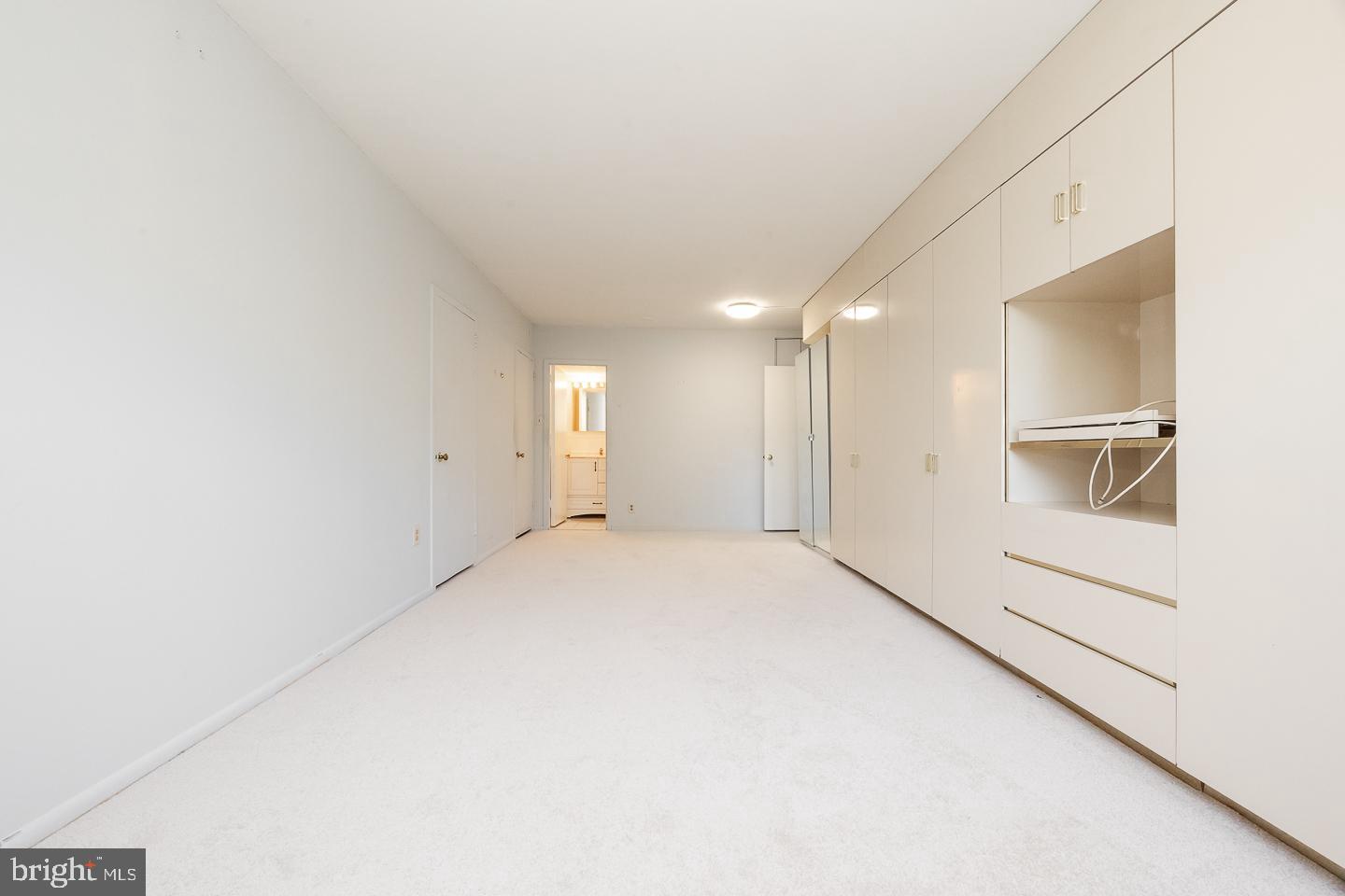 TRIANON - Residential
