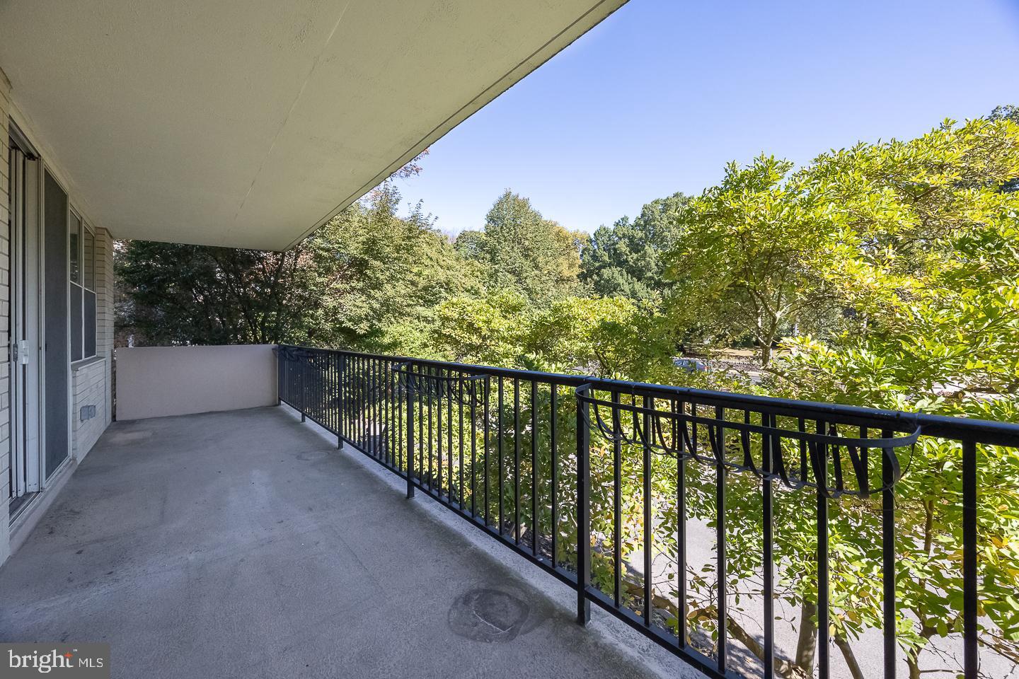TRIANON - Residential