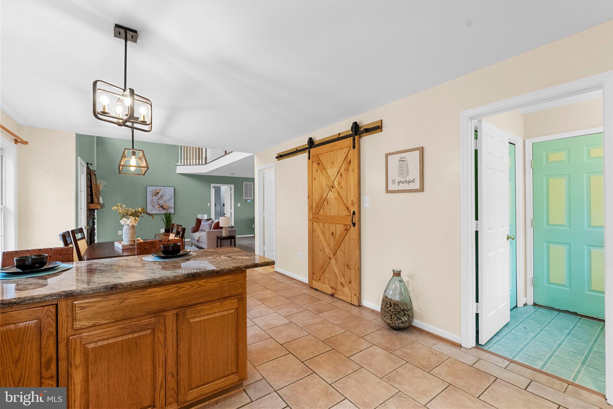 BROOKSTONE - Residential